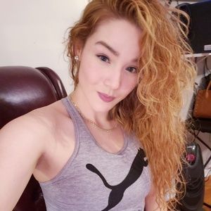 Meet your Posher, Abigail